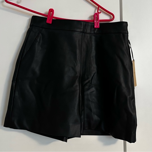 Halogen Dress shorts - Picture 2 of 4